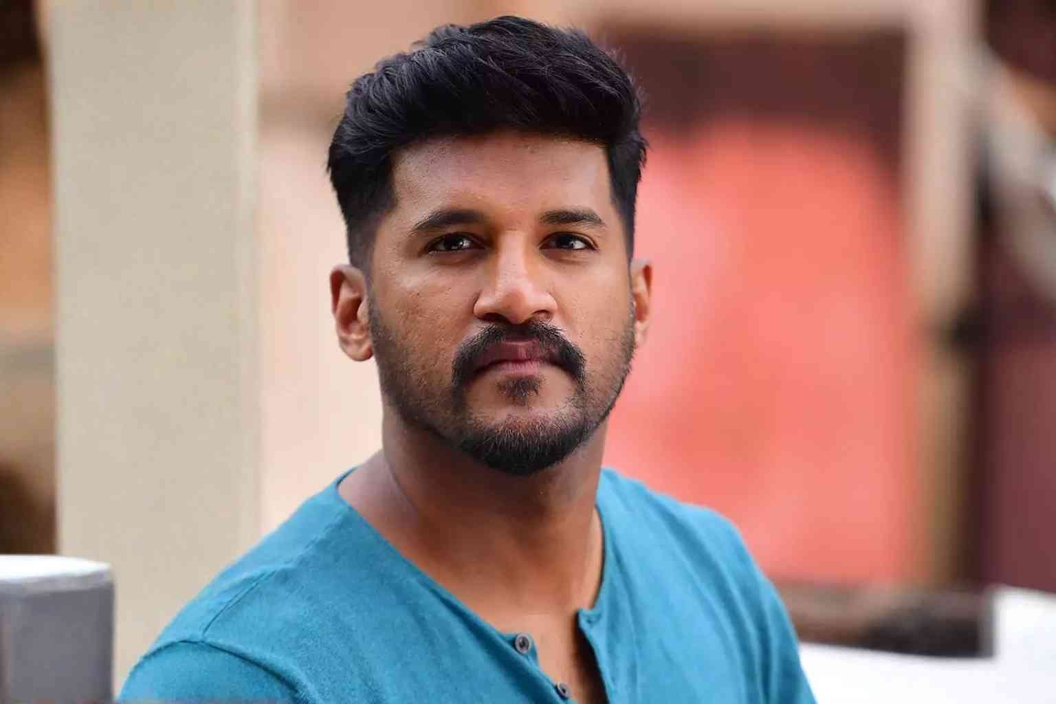 vijay yesudas